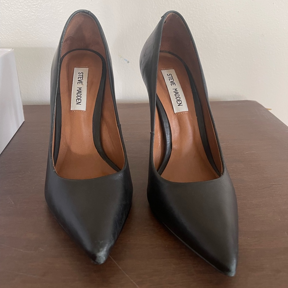 Steve Madden Dover black leather heels 8.0 with box